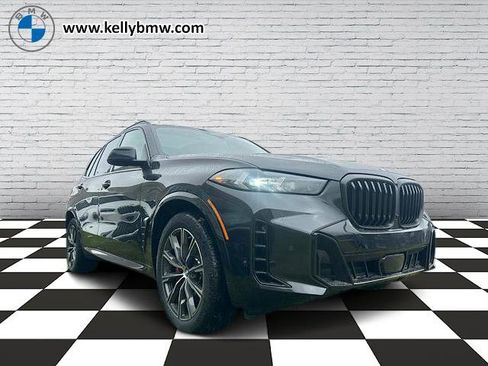 New 2026 BMW X5 xDrive40i w/ M Sport Package image 1