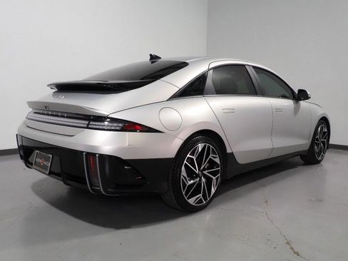 Used 2024 Hyundai Ioniq 6 SEL RWD image 5