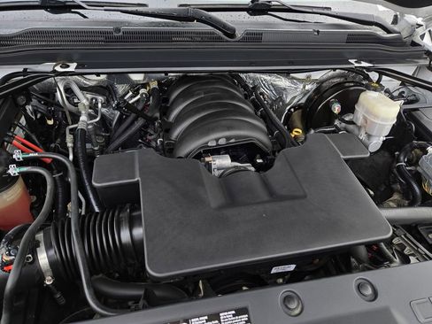 Used 2017 Chevrolet Tahoe LT image 40