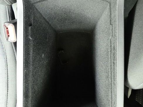 Used 2024 Subaru Ascent Premium w/ Convenience Package image 37