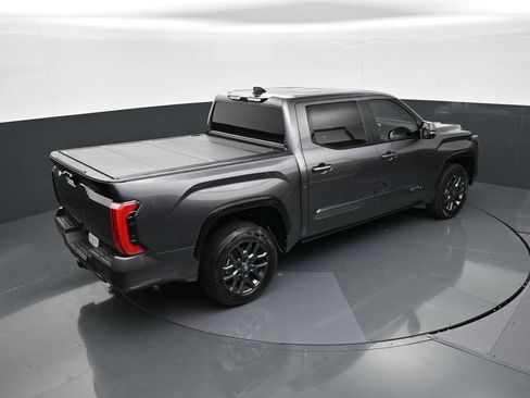 Used 2025 Toyota Tundra Platinum AWD/4WD image 22