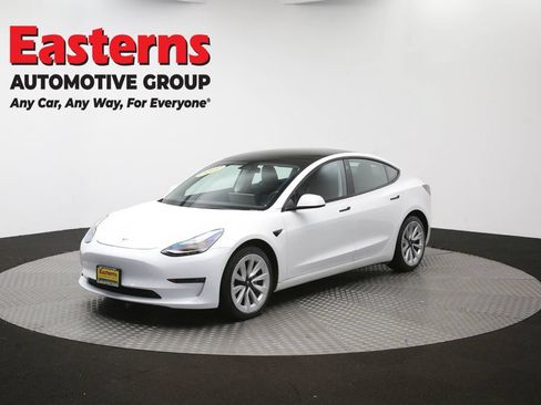 Used 2022 Tesla Model 3 Long Range AWD/4WD image 52