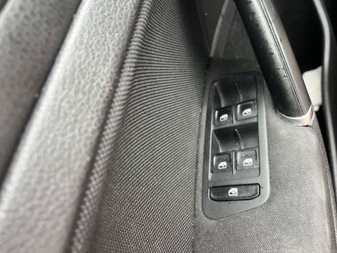 Used 2019 Volkswagen GTI S w/ Driver Assistance Package FWD image 21