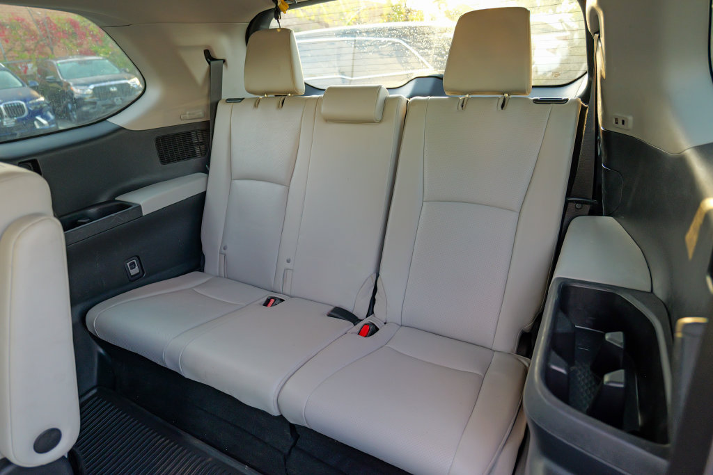 Used 2024 Toyota Grand Highlander AWD image 26