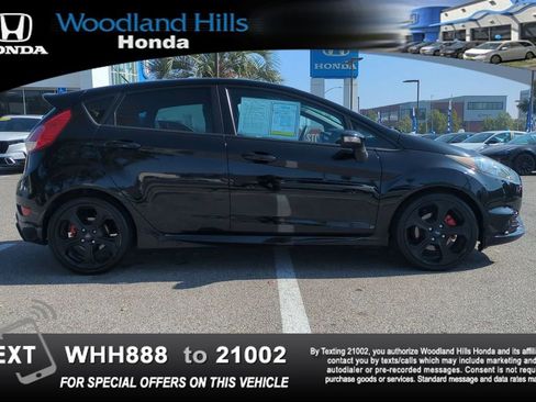 Used 2017 Ford Fiesta ST FWD image 4