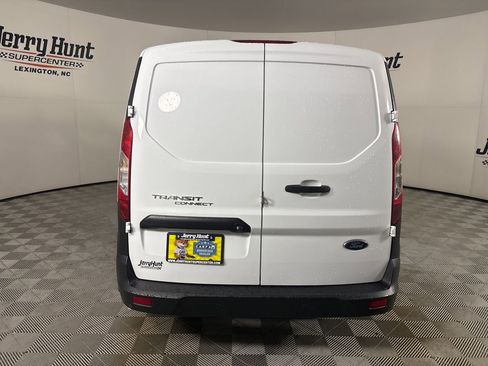 Used 2022 Ford Transit Connect XL image 5
