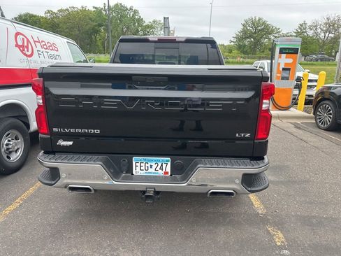 Used 2020 Chevrolet Silverado 1500 LTZ AWD/4WD image 8