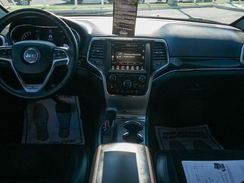 Used 2017 Jeep Grand Cherokee Trailhawk image 11