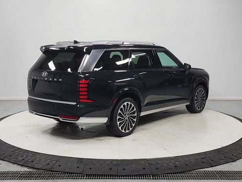Used 2026 Hyundai Palisade Calligraphy FWD image 8