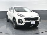 Used 2022 Kia Sportage LX image 2