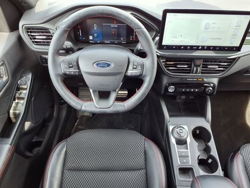 Used 2024 Ford Escape ST-Line w/ Tech Pack #1 AWD/4WD image 6