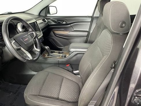 Certified 2017 GMC Acadia SLE image 2