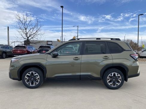 New 2026 Subaru Forester Premium image 2