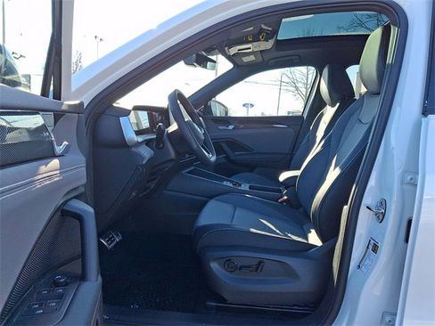 New 2026 Volkswagen Tiguan SE R-Line image 6