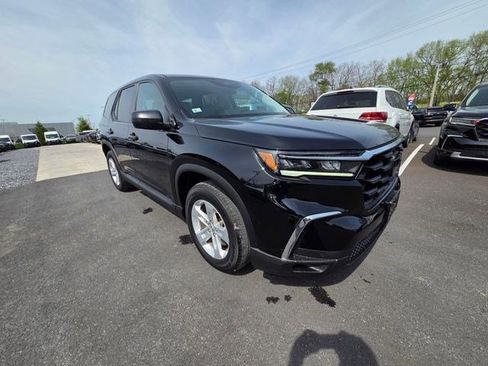 Used 2023 Honda Pilot LX image 18