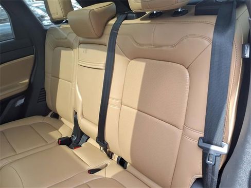 Used 2022 Lincoln Corsair Reserve w/ Equipment Group 201A image 10