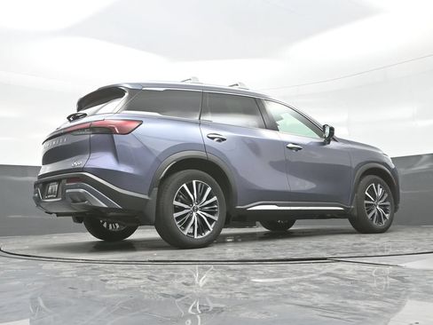 Certified 2025 INFINITI QX60 Sensory w/ Vision Package AWD/4WD image 36