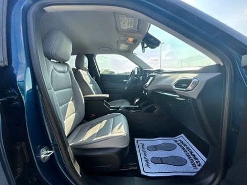 Used 2021 Chevrolet TrailBlazer LT w/ Premium Seating Package FWD image 33