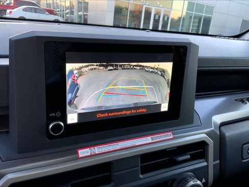 Used 2025 Toyota Tacoma SR5 image 28