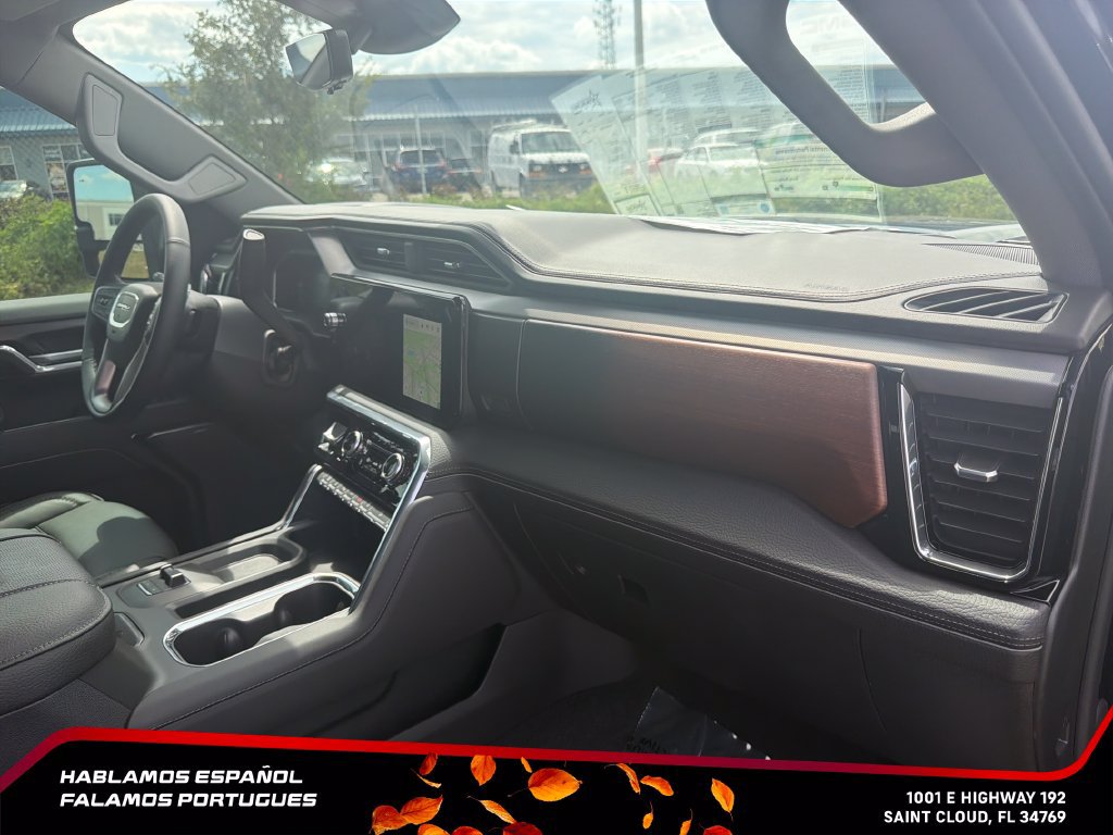 New 2026 GMC Sierra 2500 Denali w/ Denali Reserve Package AWD/4WD image 32