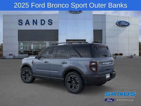 New 2025 Ford Bronco Sport Outer Banks image 4