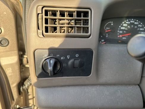 Used 2003 Ford F350 Lariat AWD/4WD image 18