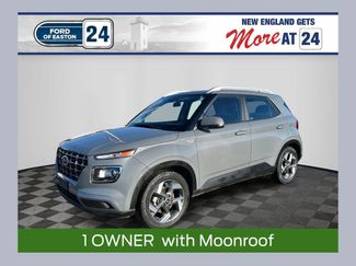 Used 2022 Hyundai Venue SEL video 1