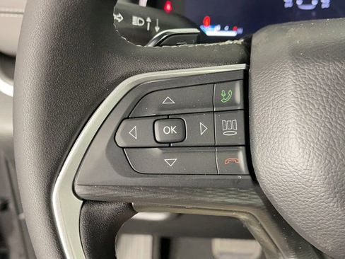 New 2025 Jeep Grand Cherokee L Laredo image 26