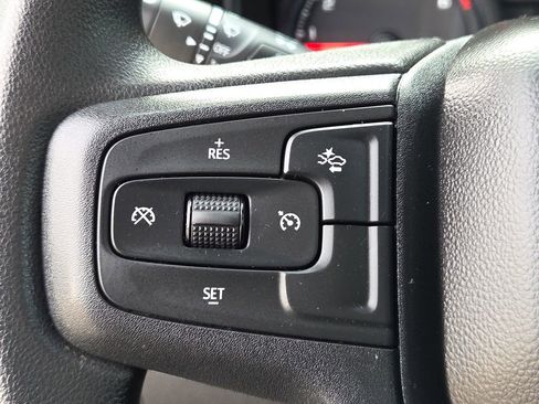 Used 2025 Chevrolet Silverado 2500 Custom w/ Custom Value Package image 29