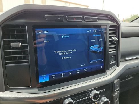 Used 2022 Ford F150 Lariat w/ Bed Utility Package AWD/4WD image 21
