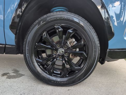 Certified 2022 Toyota RAV4 XSE AWD/4WD image 13