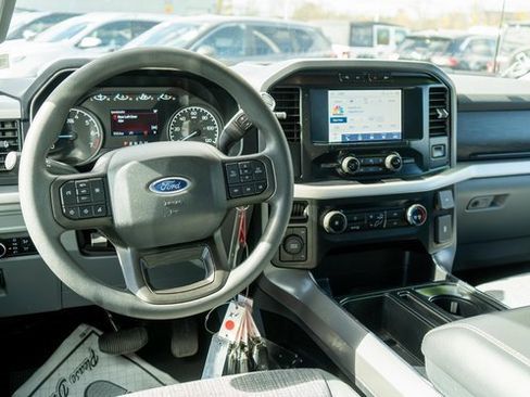 Used 2023 Ford F150 XLT image 9