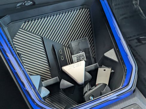 Used 2025 BMW X3 xDrive30i w/ Premium Package image 22