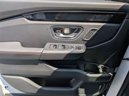 New 2025 Honda Pilot TrailSport image 22
