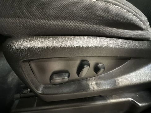 Used 2018 Chevrolet Silverado 1500 LT w/ All Star Edition image 15