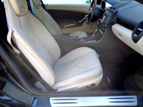 Used 2008 Mercedes-Benz SLK 280 image 12