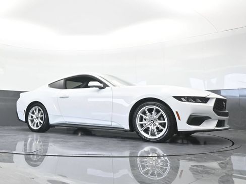 Used 2024 Ford Mustang Coupe RWD image 51