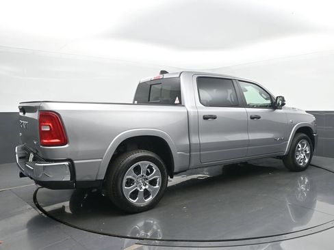 New 2026 RAM 1500 4x4 Crew Cab image 3