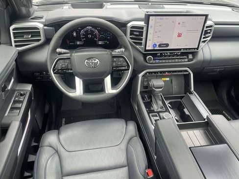 Used 2023 Toyota Sequoia Platinum AWD/4WD image 13