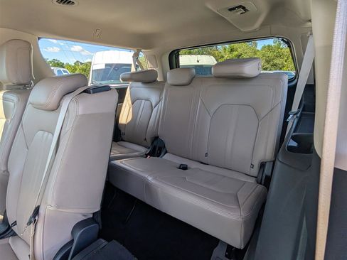 Used 2024 Ford Expedition Max Limited image 14