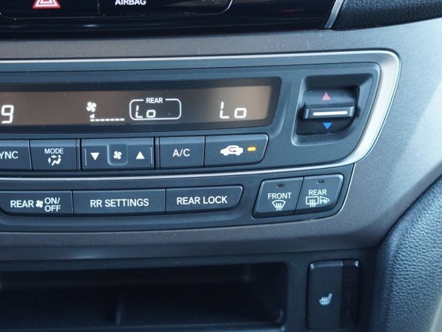 Used 2022 Honda Pilot Sport image 29