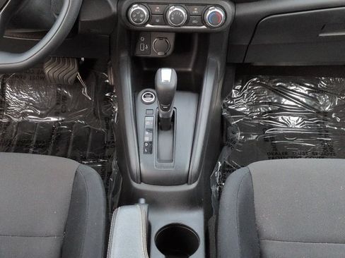 Certified 2025 Nissan Kicks Play S FWD image 19