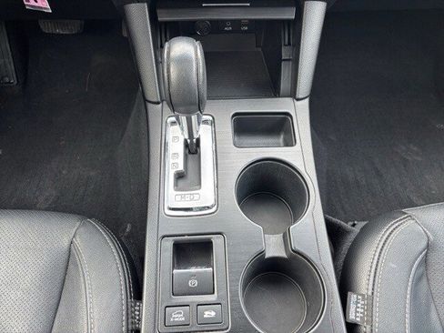 Used 2018 Subaru Outback 2.5i Premium image 15