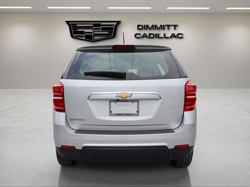 Used 2017 Chevrolet Equinox LS FWD image 6