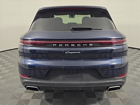Certified 2024 Porsche Cayenne image 6