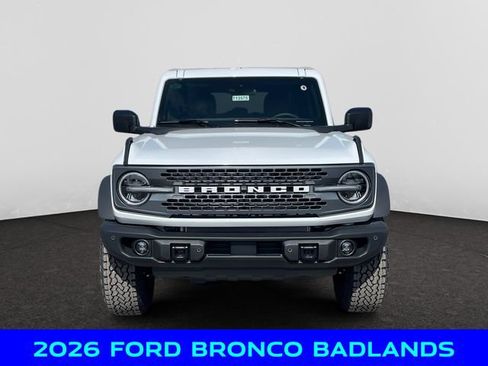 New 2026 Ford Bronco Badlands image 4