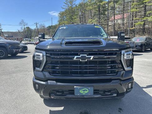 Certified 2024 Chevrolet Silverado 3500 LTZ w/ LTZ Plus Package AWD/4WD image 2