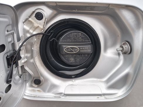 Used 2025 Toyota Corolla LE w/ Convenience Package image 31