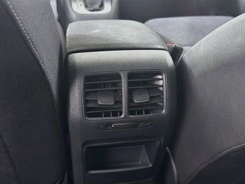 Used 2013 Volkswagen Golf TDI FWD image 26