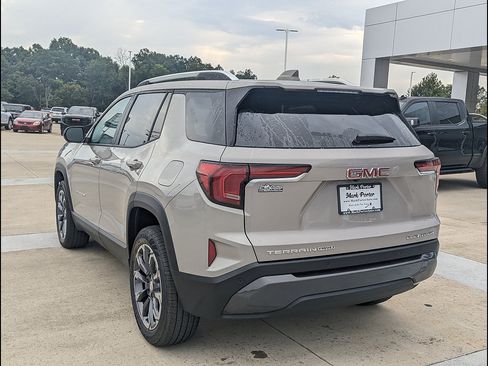 New 2027 GMC Terrain Elevation w/ Elevation Premium Package AWD/4WD image 8